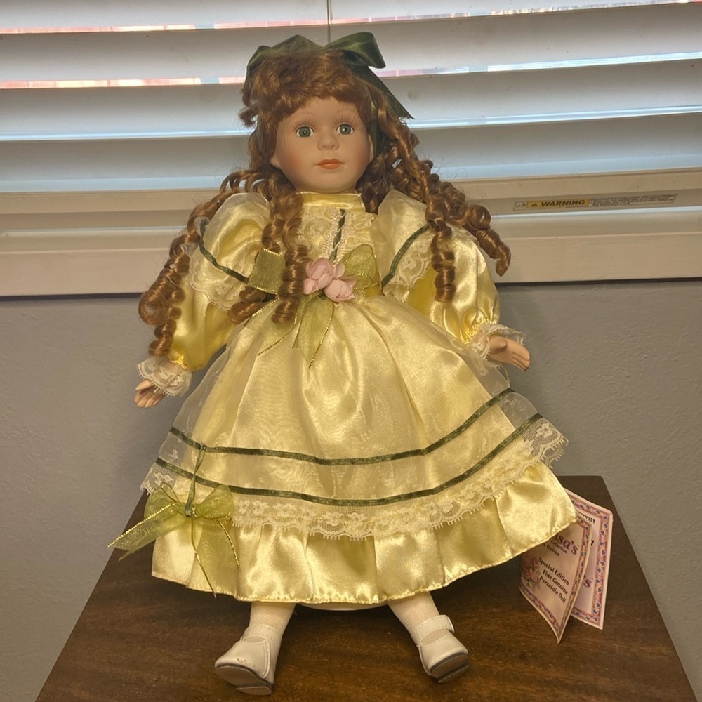 Clarissa’s Collection Porcelain Doll Series 2000 Includes Display Stand